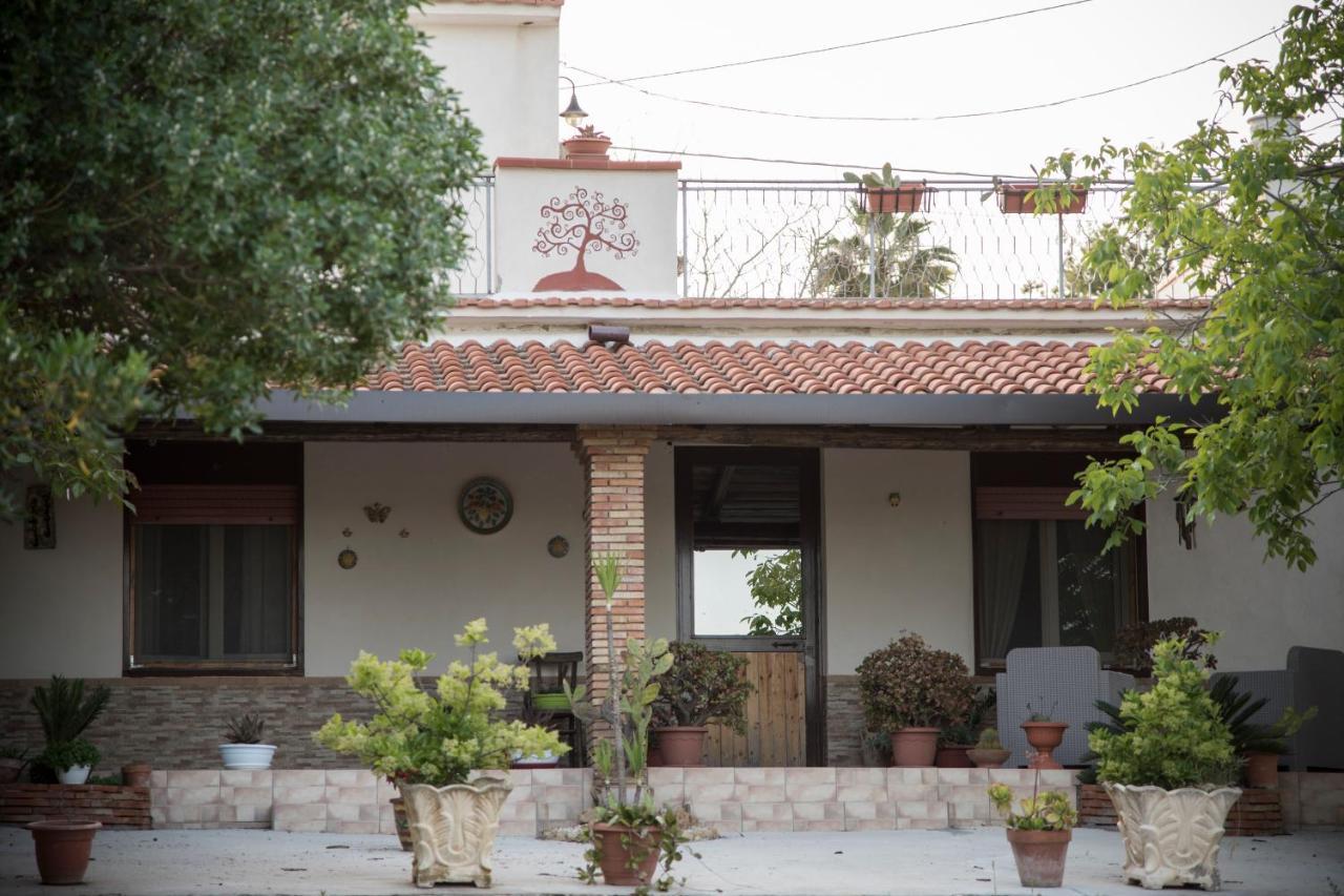 Poggio Vento Country House Guest House Naro Exterior photo